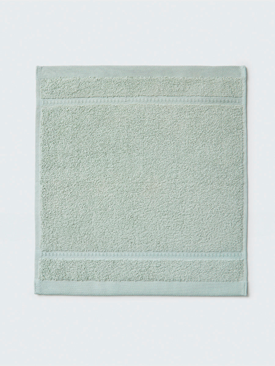 Close-up of a "Florentine Sage" colored wipe, visible fabric